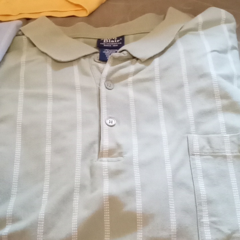John Blair green short sleeve banded bottom shirt